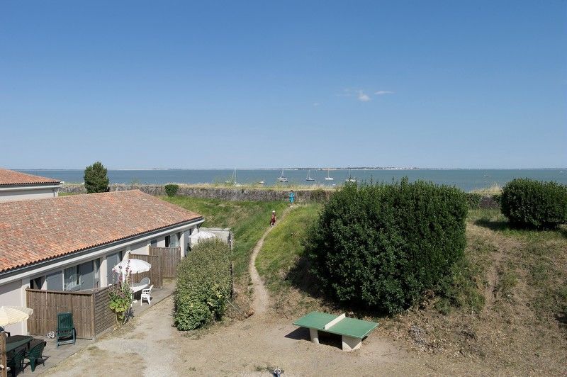 皮埃尔&假期乐堡德拉拉德酒店 Île dʼAix 外观 照片